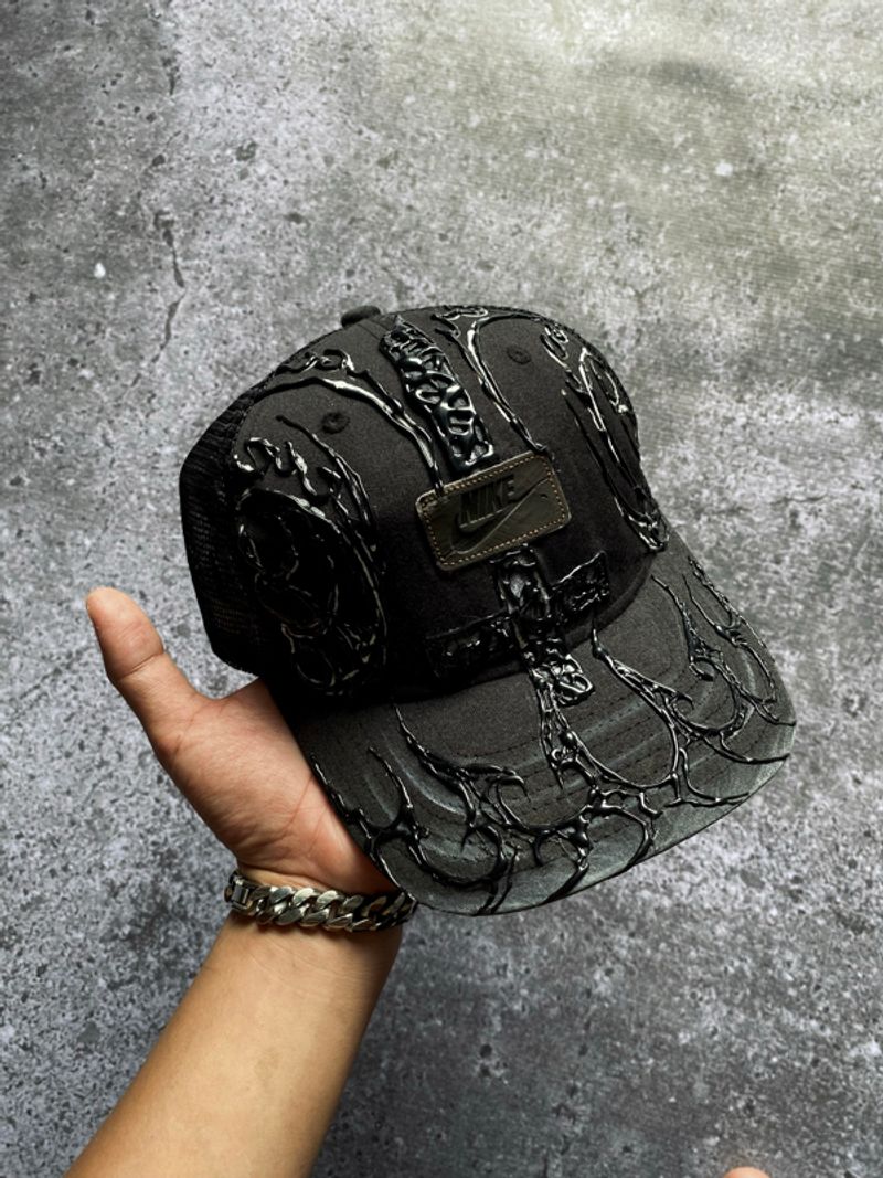 NIKE TRUCKER CUSTOM SIGIL ARTWORK BY TH, foto 2