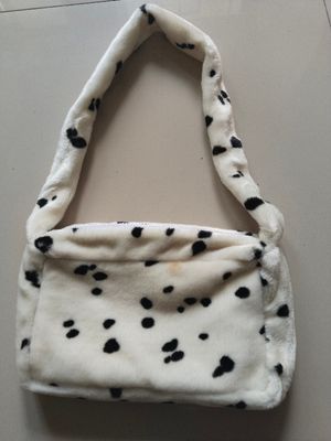 Furry Shoulder Bag (Dalmatians)