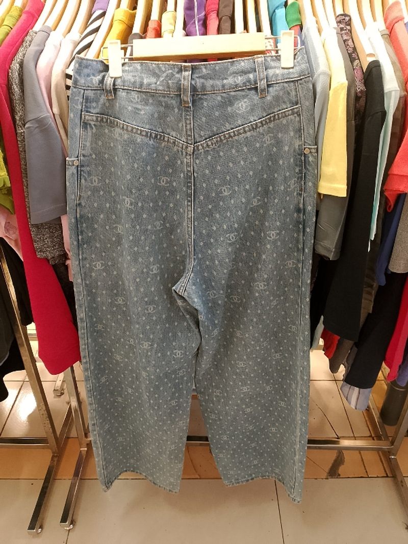 Chanel monogram jeans original fame, foto 2