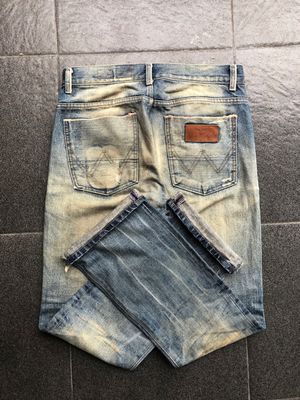 Jeans Fedding