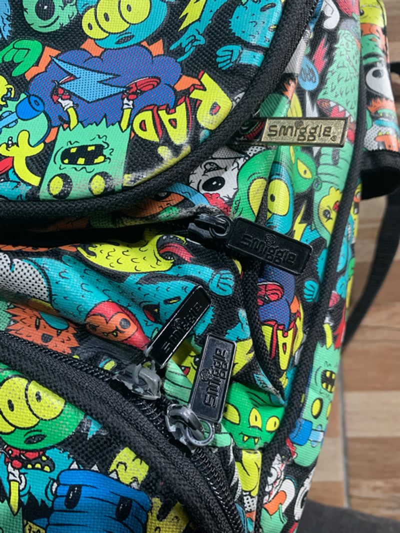 Smiggle Monster Graffity All Over Print Bagpack, foto 4
