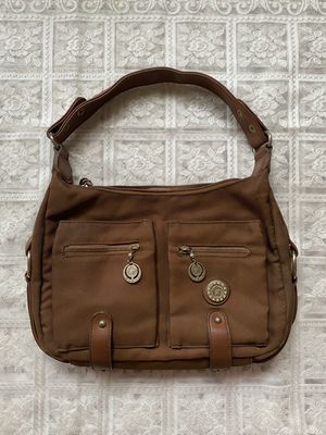 pockets shoulderbag