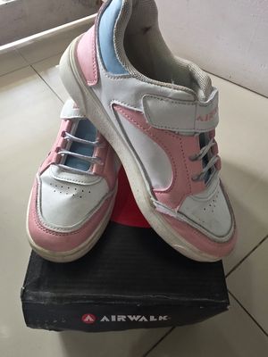 Sepatu anak airwalk