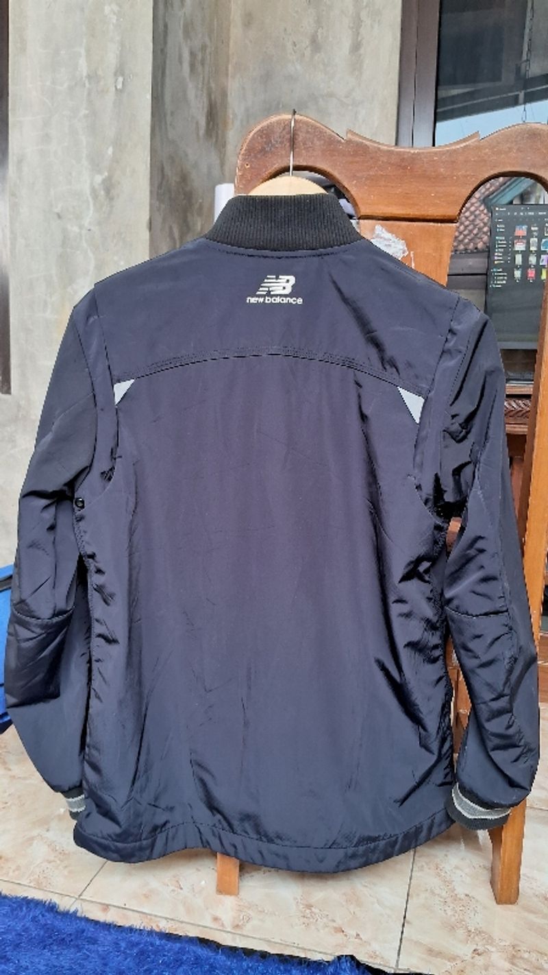 Varcity new balance saku dada langka, foto 2