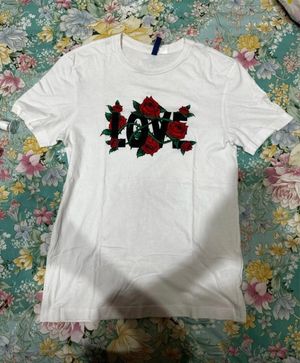 tshirt kaos h&m men putih mawar