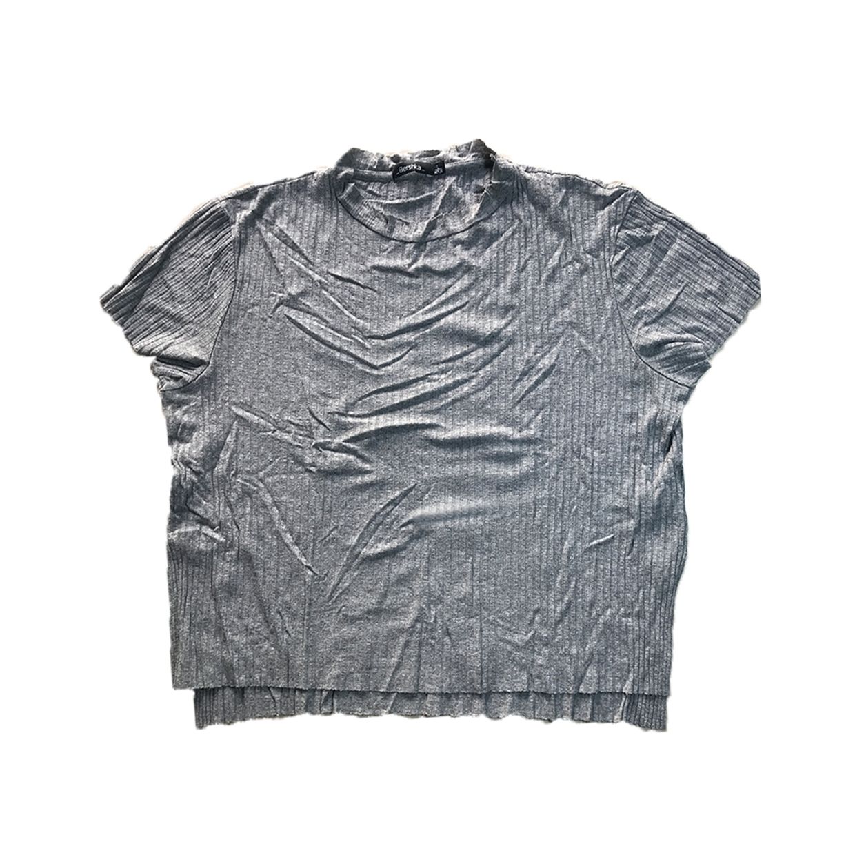 Streetwear Minimalist Crop top Wanita gray