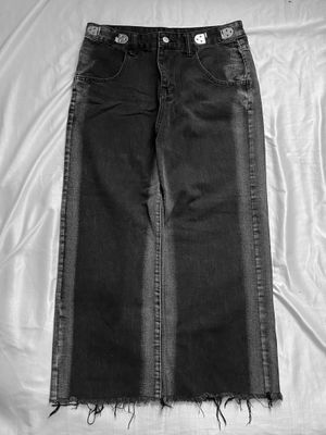 baggy jeans black wash unfinished goth grunge style