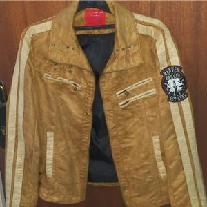 red labels jacket