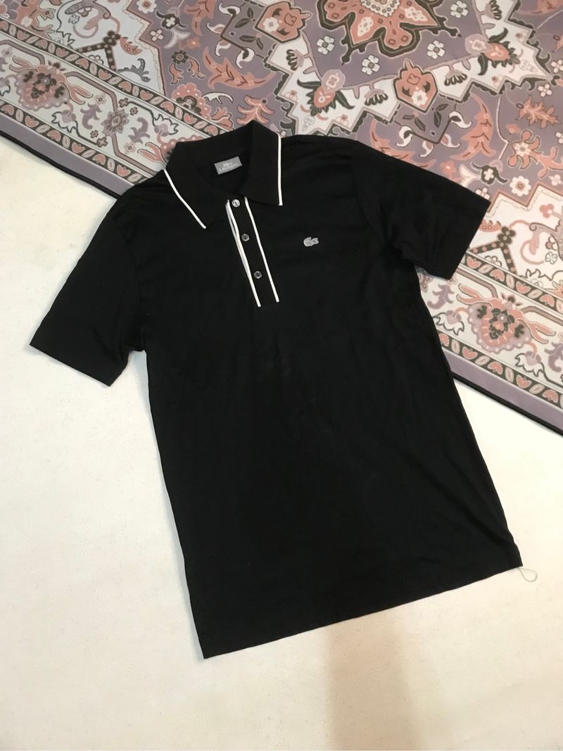 Lacoste, foto 2