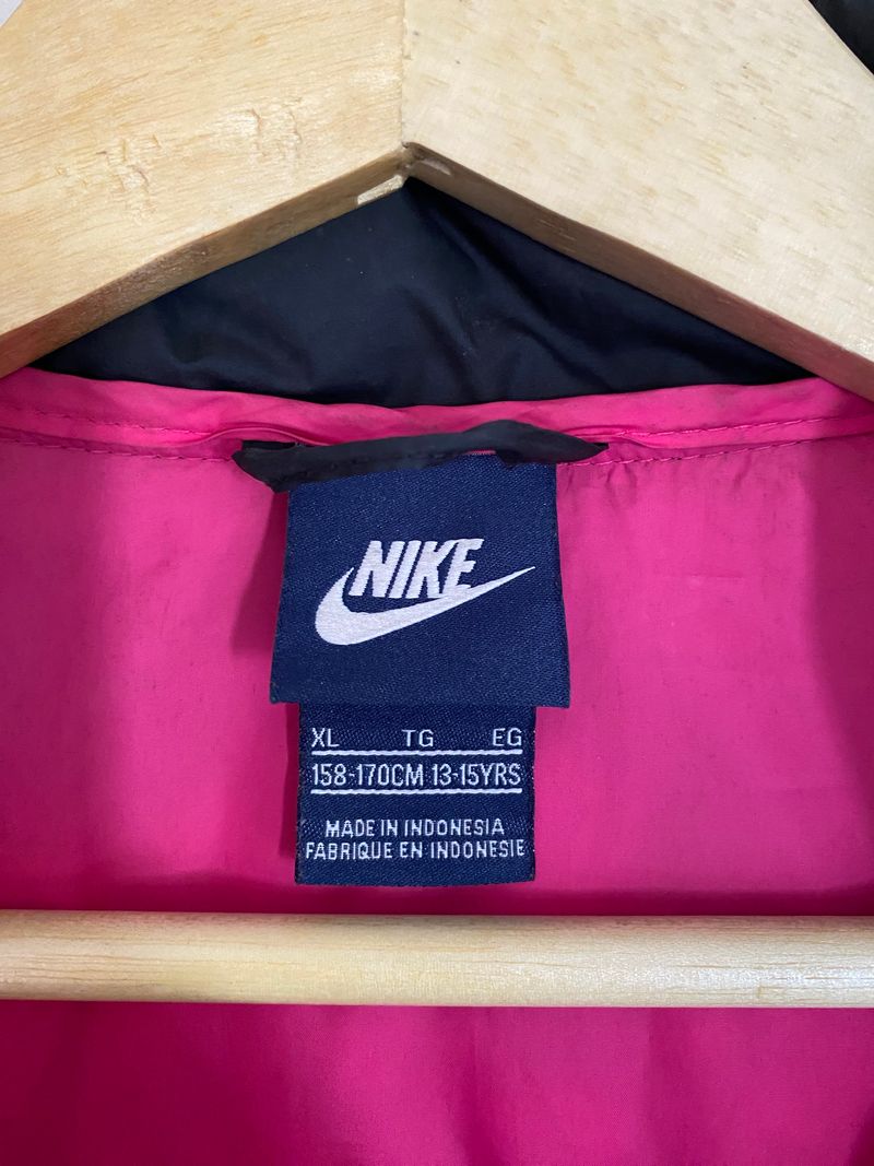 Nike Sportswear Puffer jacket Pria black, foto 3