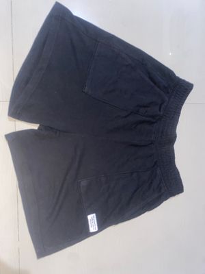 Celana pendek hitam | short sweatpants HNM (S)
