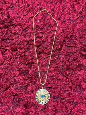 eye of horus necklace gold