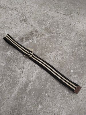 Belt hitam putih