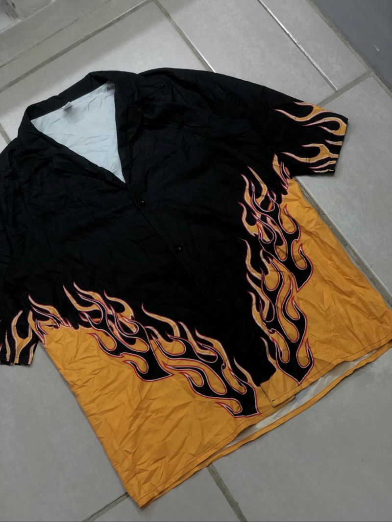 Open collar y2k flame shirt, foto 2