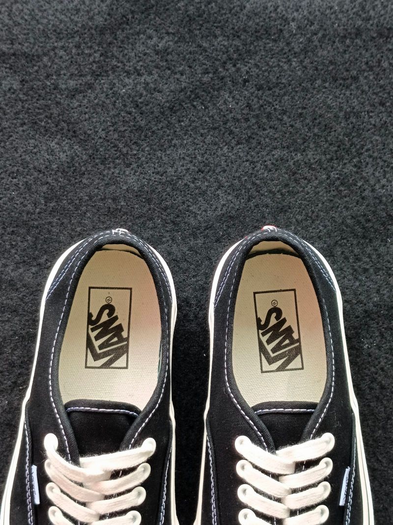 Vans Authentic Black White, foto 4