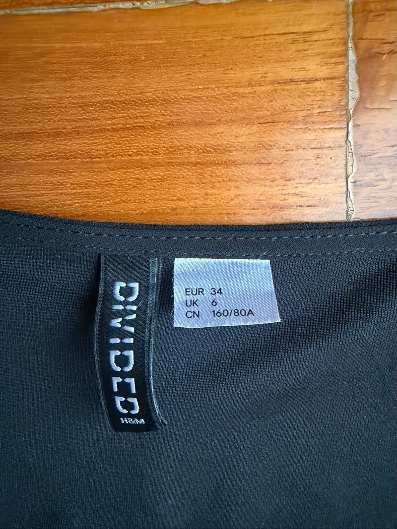 Jumpsuit Hitam, foto 2