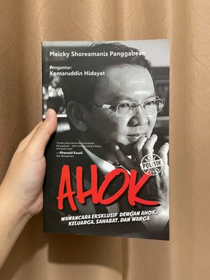 Buku Biografi Ahok - Wawancara Eksklusif dengan Ahok