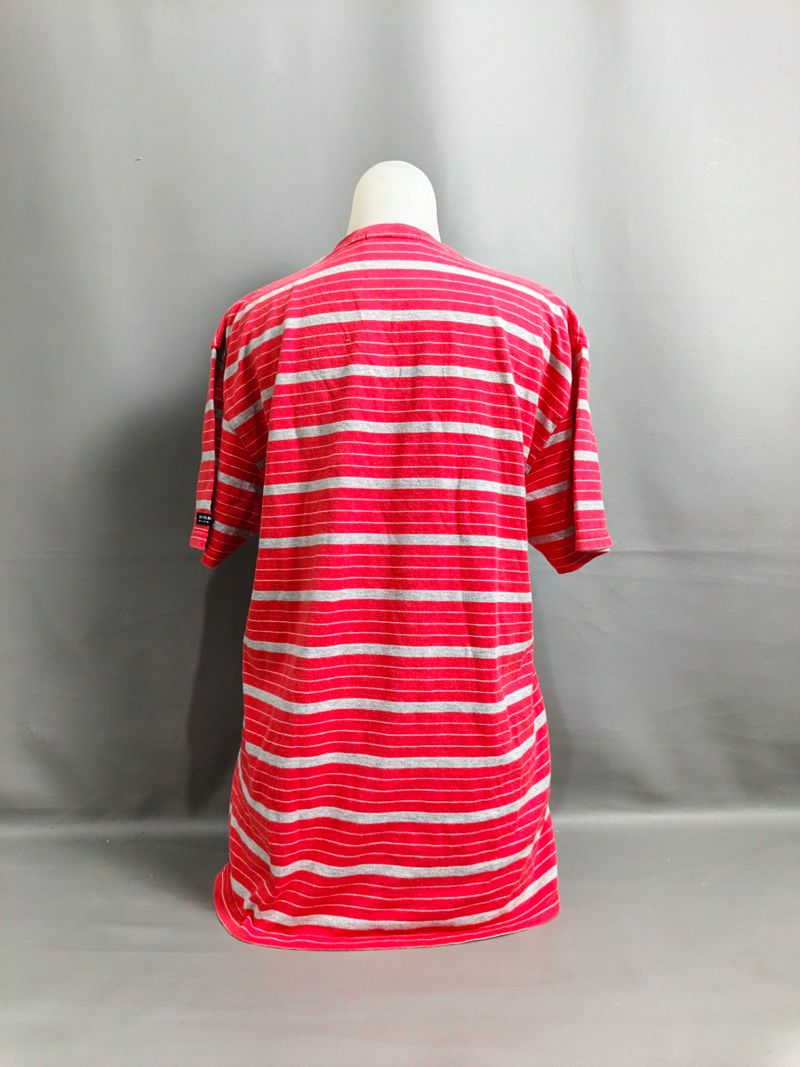 Kaos Burberry, foto 3