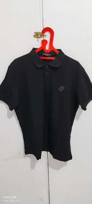 Baju kerah Louis Vuitton