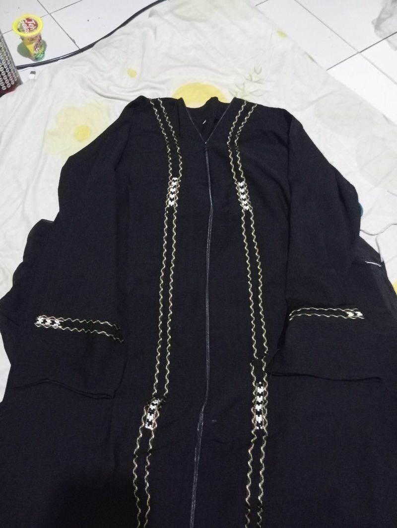 Abaya dan jubah, foto 4