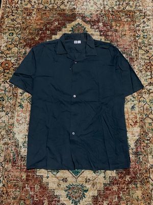 Kemeja Open Collar Uniqlo Grey