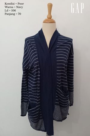 [PRELOVED] Poor Outerwear Wanita Lengan Panjang Garis-Garis