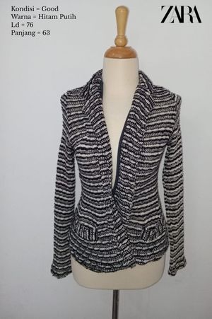 [PRELOVED] Good Outerwear Wanita Cardigan Hitam Putih ZARA M
