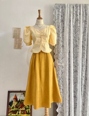 Setelan vintage retro cottagecore blouse skirt