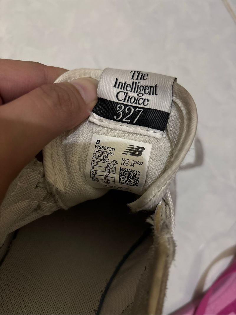 New Balance The Intelligent Choice 327, foto 4