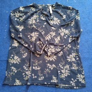 Vintage flower sweater