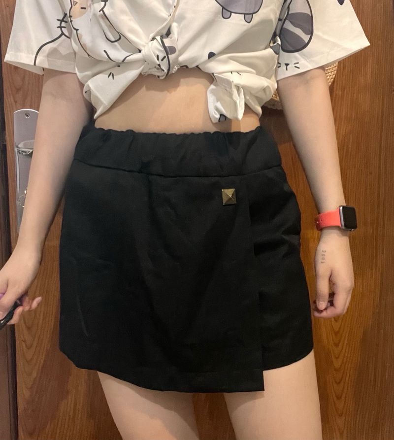 Celana Rok Hitam Basic, foto 2