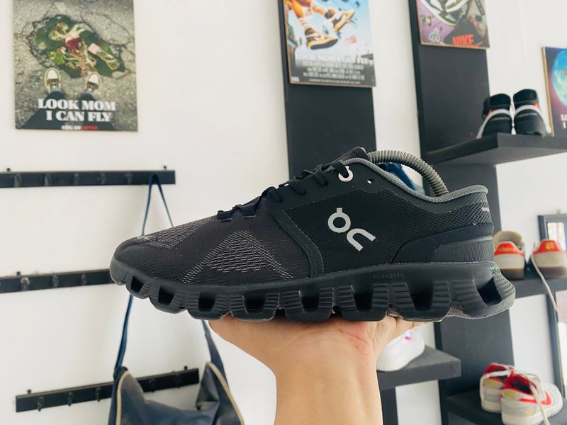 On Running Cloud X Black Asphalt Grey, foto 5