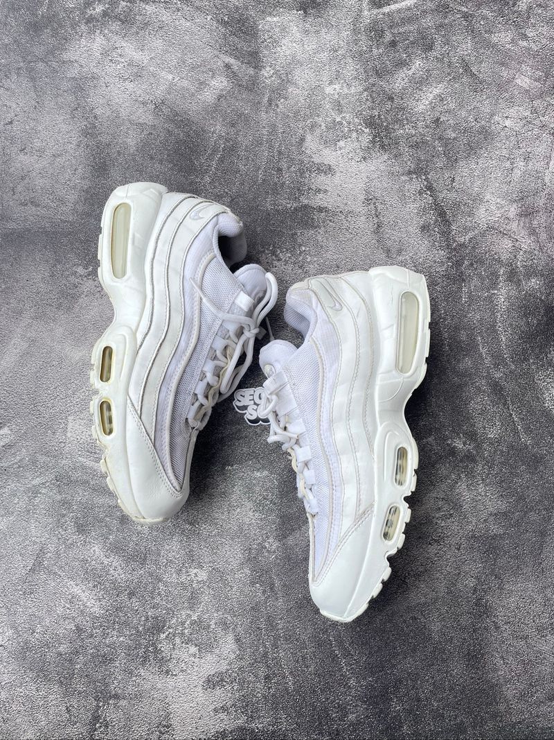 Sepatu Nike Airmax 95 All White, foto 2