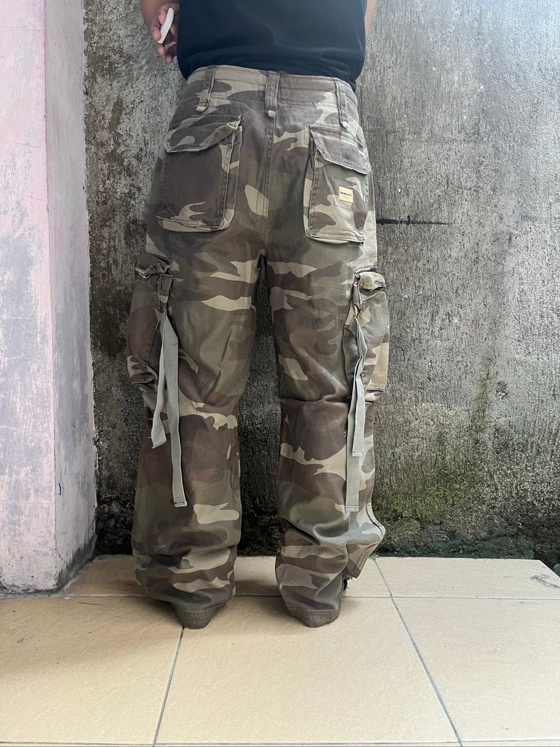 cargo Camo, foto 2
