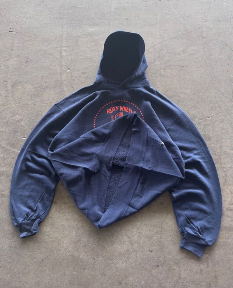1990s Russell Athletic Roxy Wheels boxy hoodie, foto 3