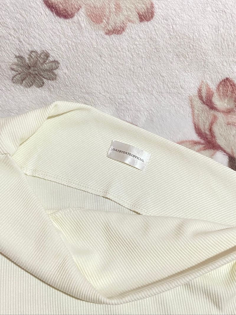 Half Offshoulder White Knit | Daybydate, foto 5