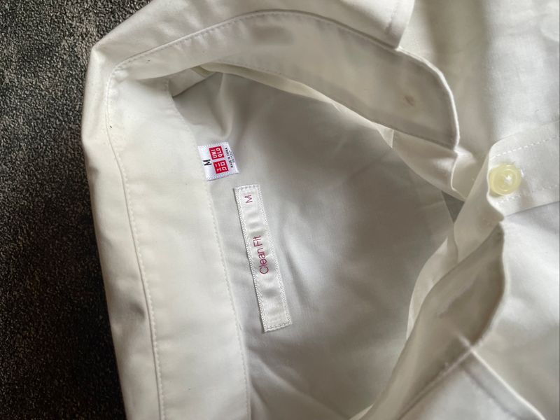 Kemeja Uniqlo clean fit, foto 3