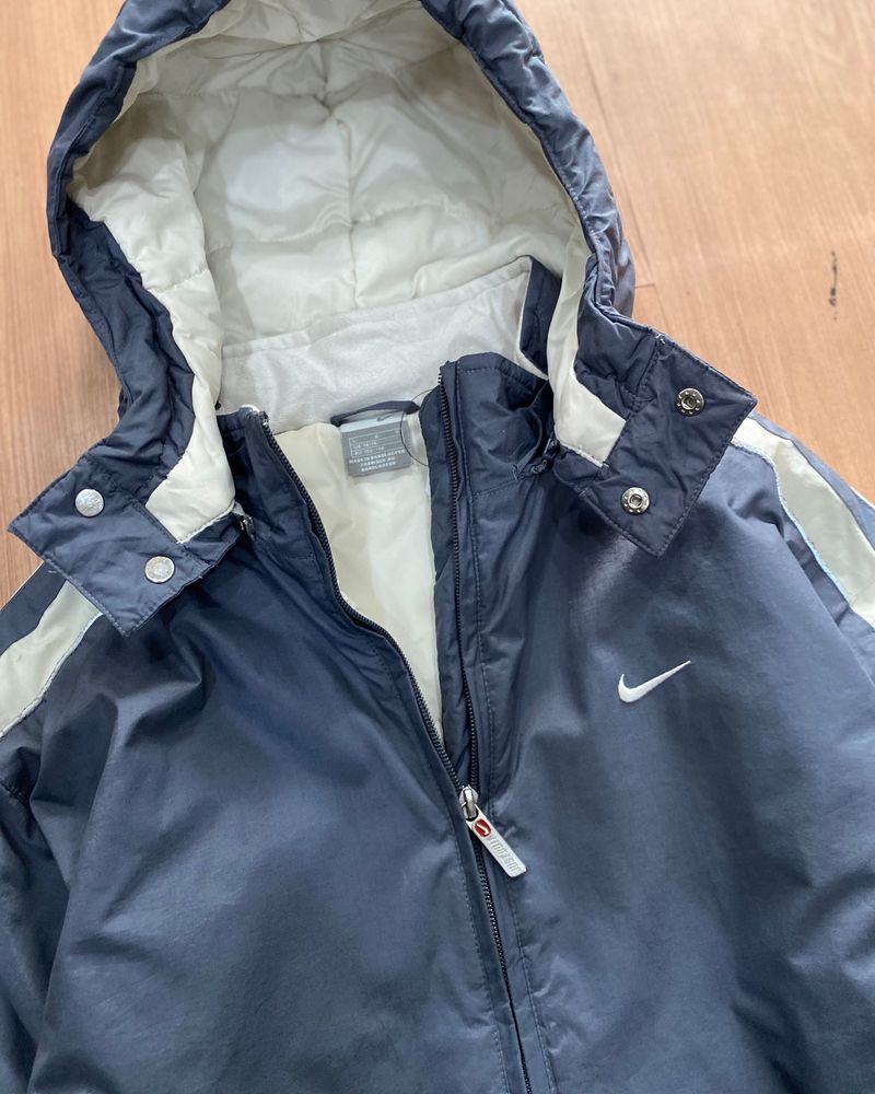 VINTAGE 2000s NIKE PADDED OUTDOOR JACKET, foto 4