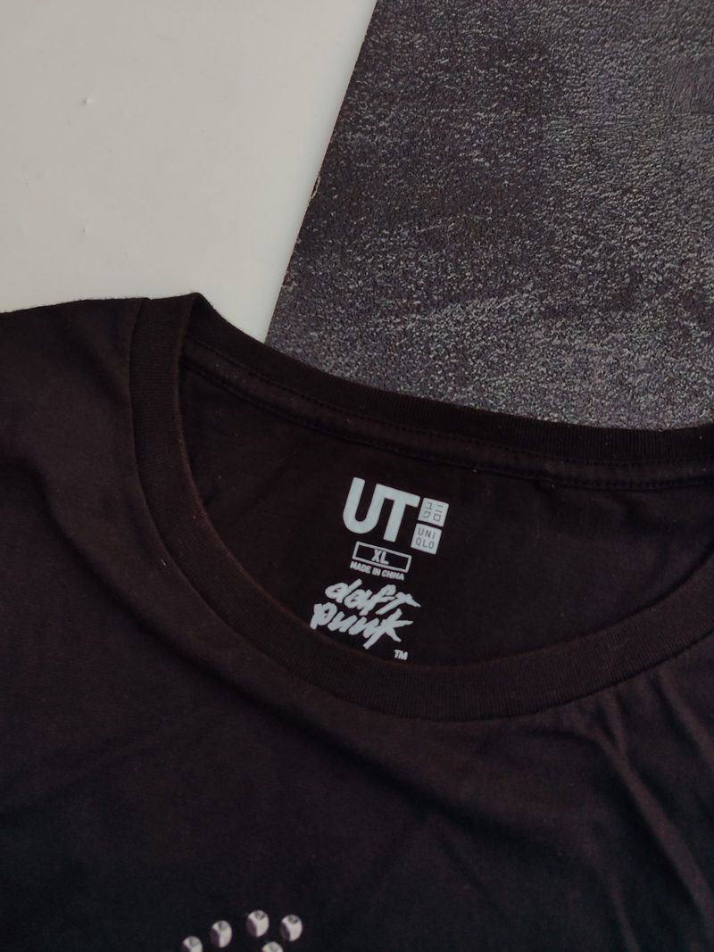 UT Uniqlo X Daft Punk Shirt, foto 3