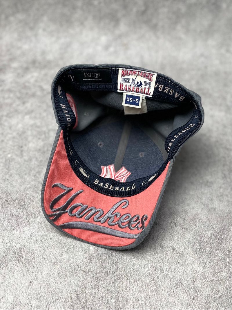 Topi Baseball Cap MLB New York Yankees “NY” Logo Side Patch, foto 8