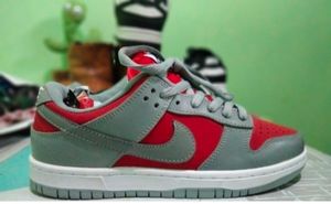 SB DUNK LOW