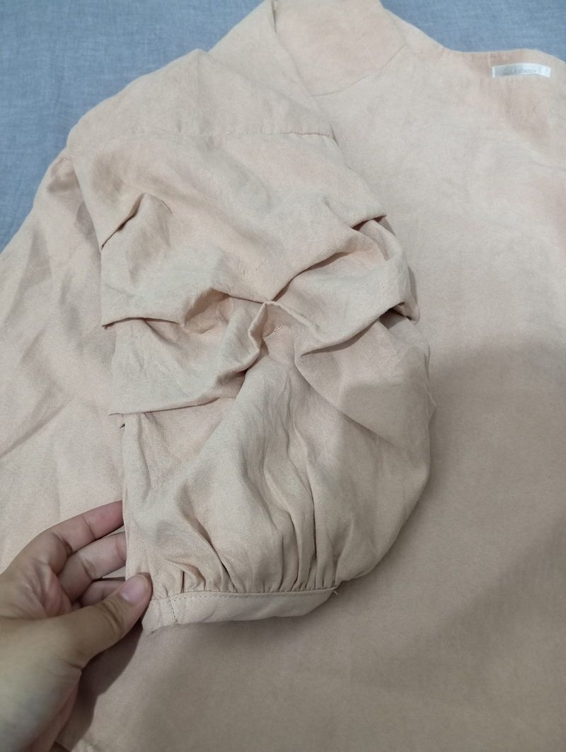 Blouse cream pink wanita, foto 2