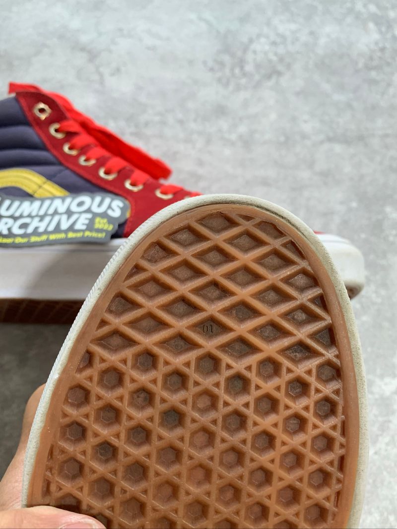 Vans sk-8 x Marvel “captain marvel” series, foto 4