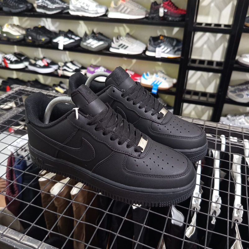 Nike air force 1 low triple black, foto 2