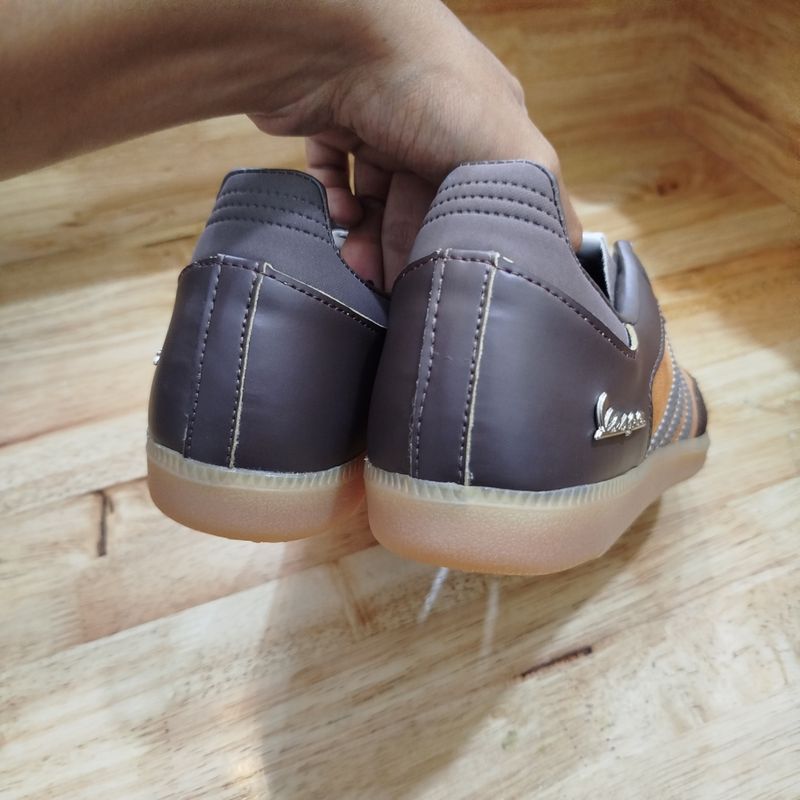 Adidas Casual Sneakers Pria brown, foto 4