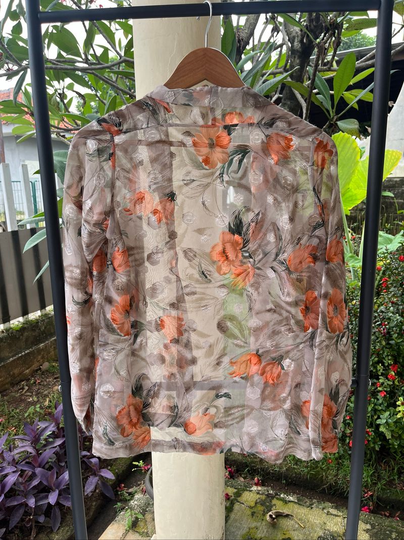 Kebaya Outer Luaran Sheer Top, foto 2