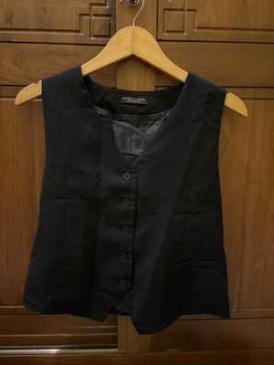 Vest BKK