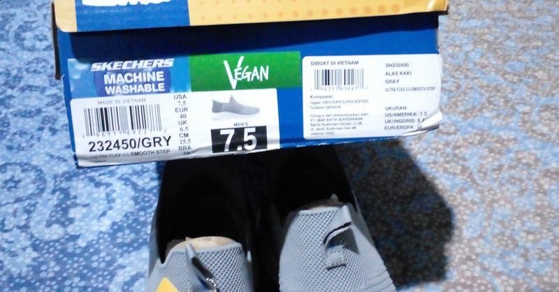 Sepatu skechers, foto 2