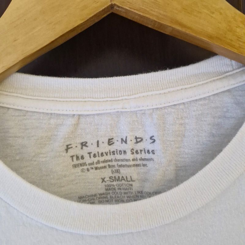 Kaos FRIENDS Official Tag, foto 2