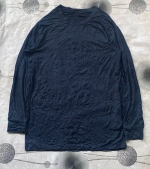 Kaos uniqlo heattech